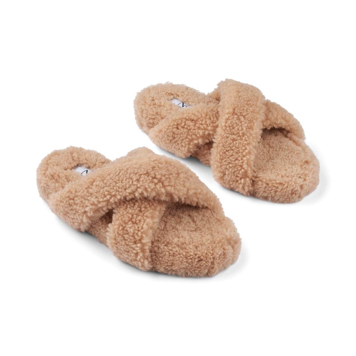 Curly Cross Slippers