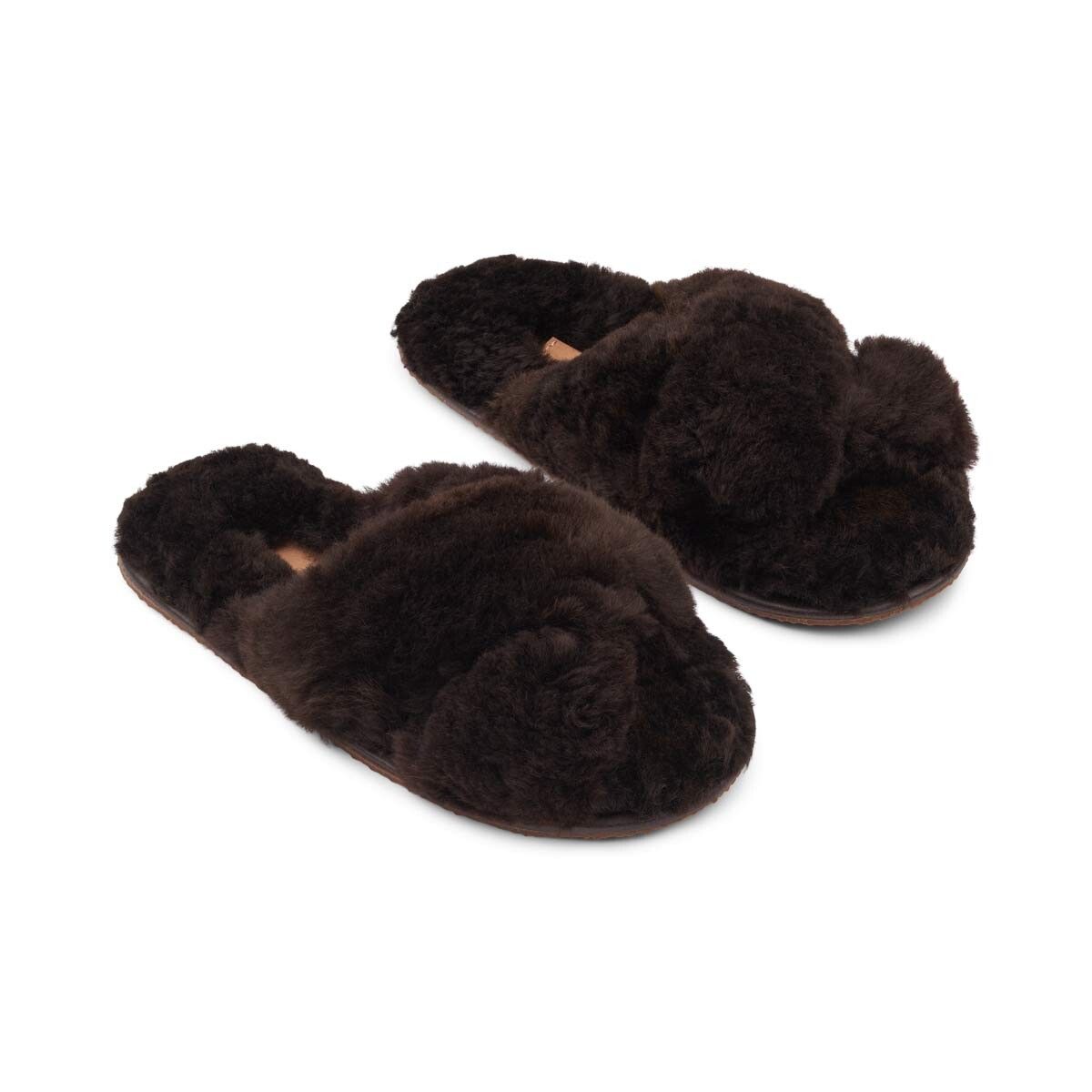 Alpaca Cross Slippers Chokolade